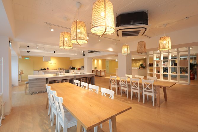 Taiwanese Baking Class with Oolong Tea Tasting in Taipei - Snacks and tea service: tasting while your baking day is still warm