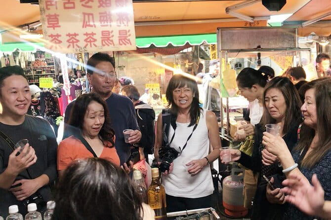 Taiwanese Cooking Class with Traditional Market Tour - Lunch, tastings, and fruit platter, built into the experience