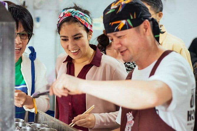 Taiwanese Cooking Class with Traditional Market Tour - Where it starts, how you get there, and what to bring