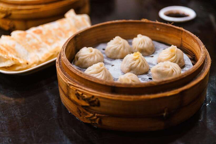 Taoyuan Airport: Layover Taipei City Tour - Longshan Temple and the Confucius or Xingtian swap option