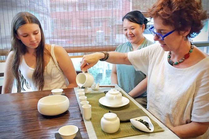 Tea of Taipei: Small-Group Tour with Taipei City Sightseeing - What the day feels like: small group, pickup, and a calm learning curve