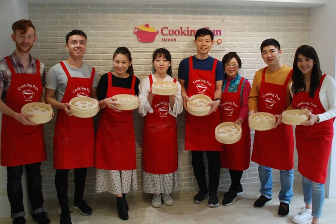 Xiao Long Bao, Chicken vermicelli with mushroom and sesame oil, Tofu strips salad, Bubble milk tea. Taiwan Traditional Delicacies Experience-A (Taipei Cooking Class) - The Sun Yat-sen Memorial Hall stop: photos and orientation fuel