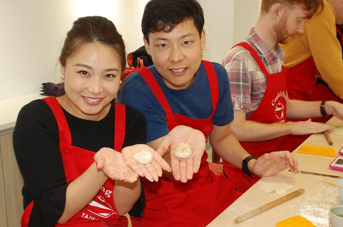 Xiao long bao, Pork thick soup, Bubble milk tea. (Taiwan Cooking Class)-B - How the Teaching Works: Languages, Photos, and Practical Help