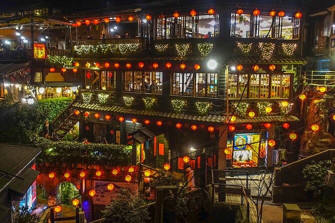 Yehliu, Jiufen & Shifen Taiwans North Coast Day / Night Tour - Meeting point in Taipei and how to keep the day calm